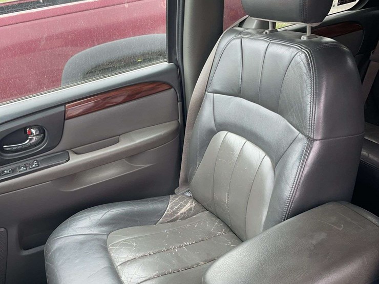 2002-gmc-envoy-image-7