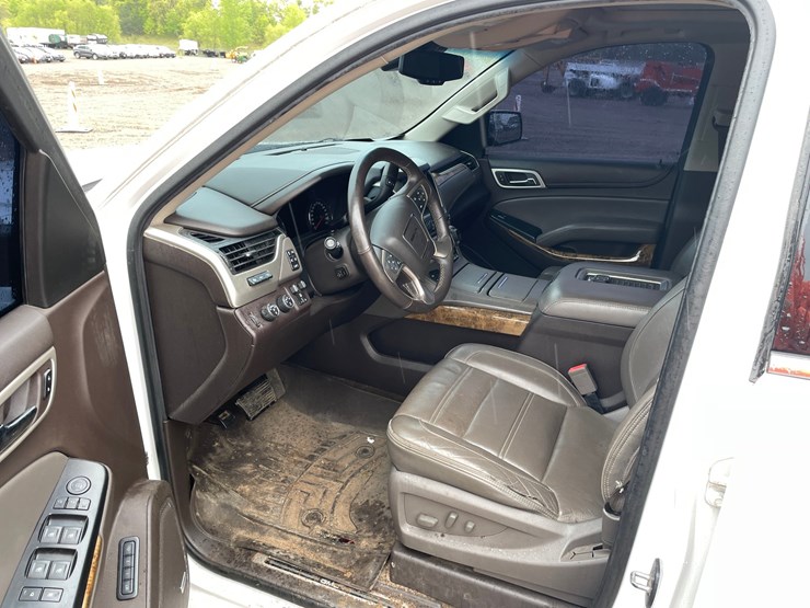 2015-gmc-yukon-denali-image-26