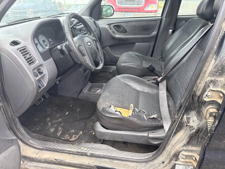 2001-ford-escape-image-26