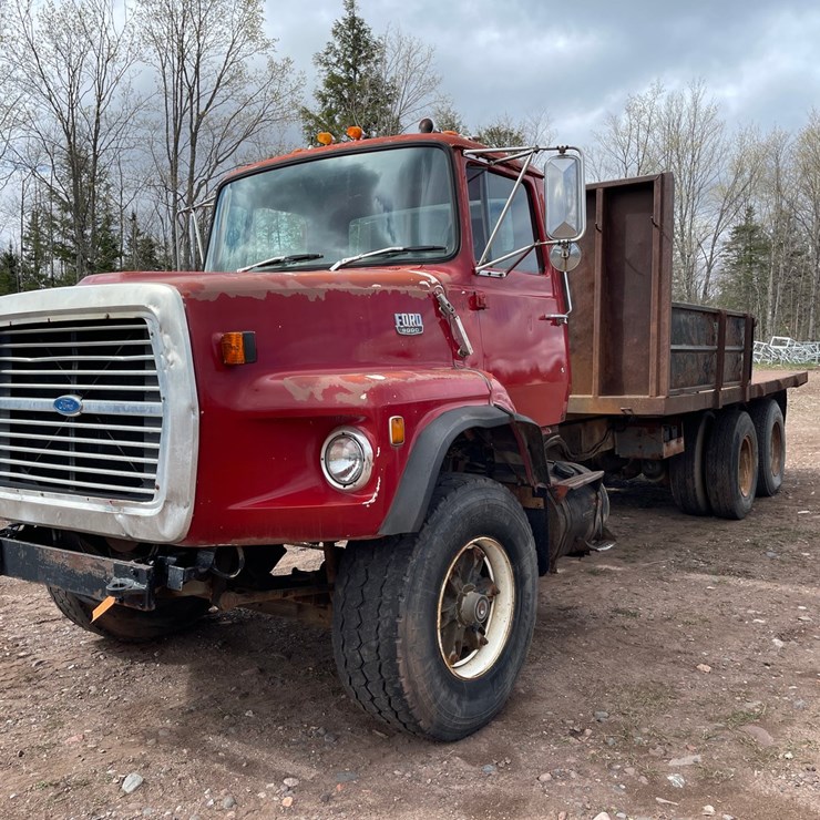 1980 FORD 9000