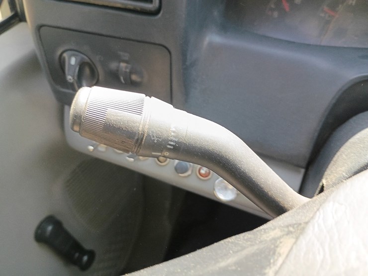 2005-ford-f750-image-55