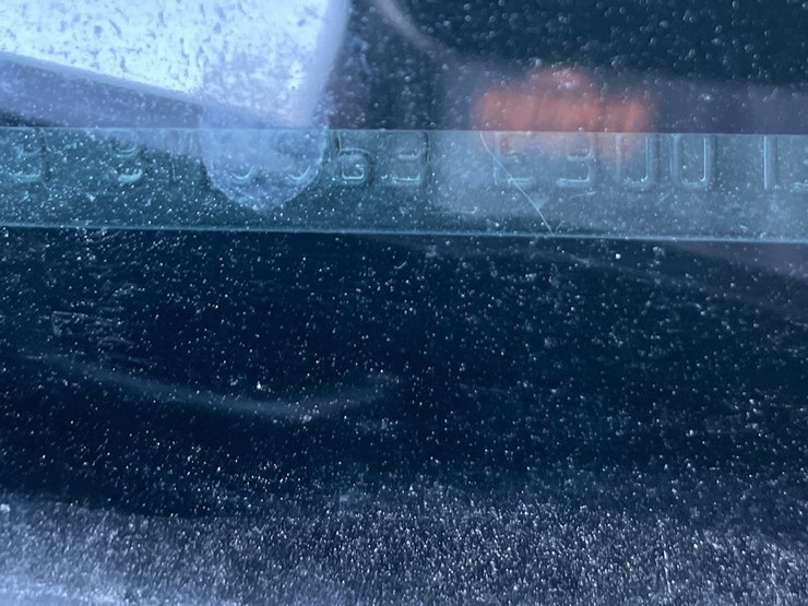 #1404-•-2014-subaru-legacy-(has-mn-title)-image-23