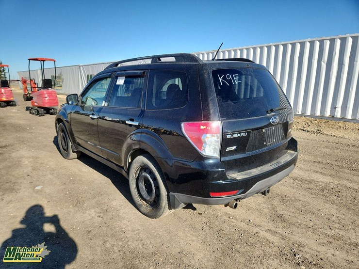 2010-subaru-forester-image-3