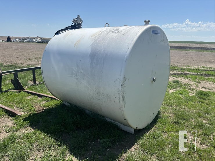 1000-gallon-fuel-tank-image-3