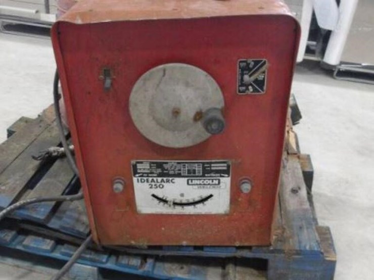 lincoln-ideal-arc-180-welder-image-7