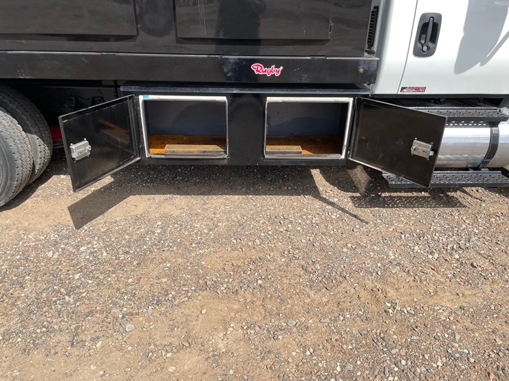 #1305-•-2011-durastar-international-camper-truck-image-19
