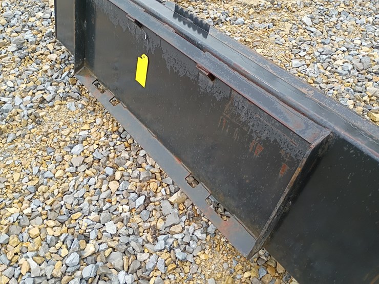 #24745-•-72"-smooth-bucket-skid-steer-attachment-image-8