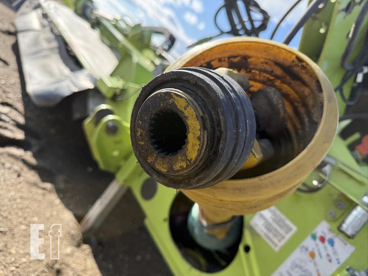 2015-claas-disco-3600fc-image-39
