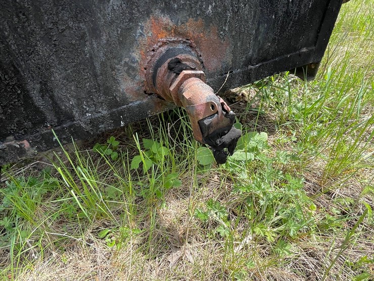 #2873-•-tar-kettle-on-trailer-(or)-image-15