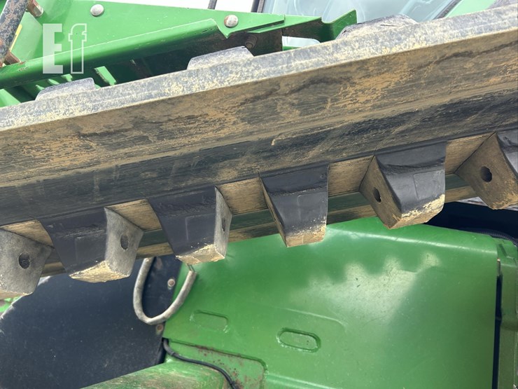 2004-john-deere-8220t-image-10