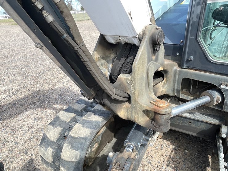 2019-bobcat-e85-image-17