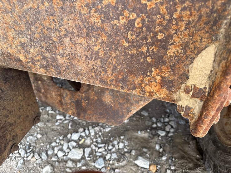 ditch-witch-3700-image-11