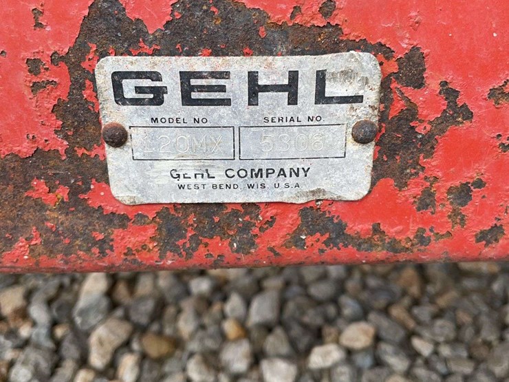 gehl-120-image-5