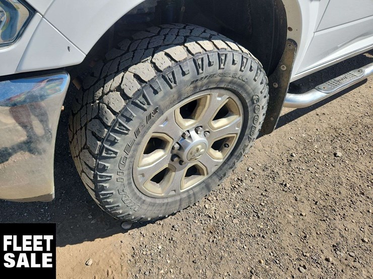 2014-dodge-2500-image-11