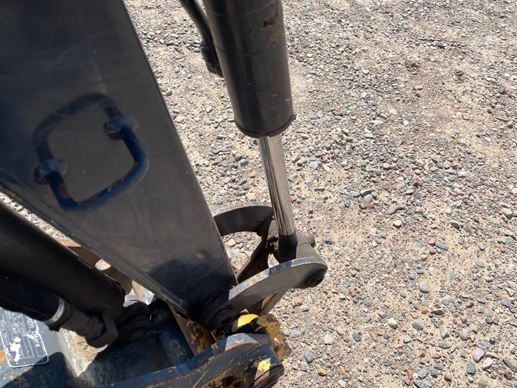 deere-17g-image-8