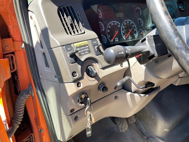 #1315-•-2008-sterling-dump-truck-(has-mn-title)-image-29