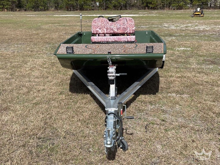 2024-14ft-pairboat-flat-bottom-mud-boat-image-44