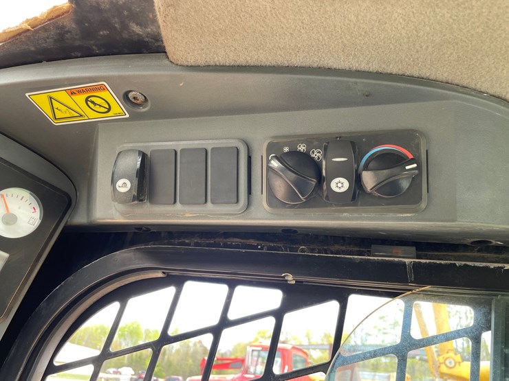 2006-caterpillar-272c-image-47