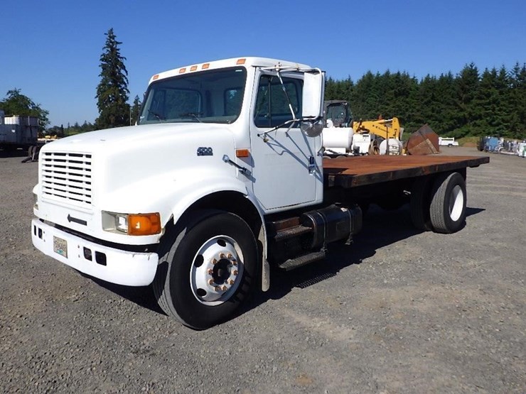 2000-international-4700-image-1