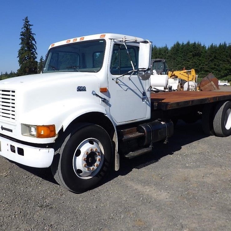 2000 INTERNATIONAL 4700