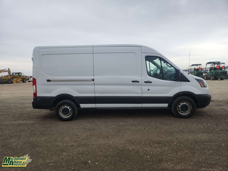 2016-ford-transit-image-9