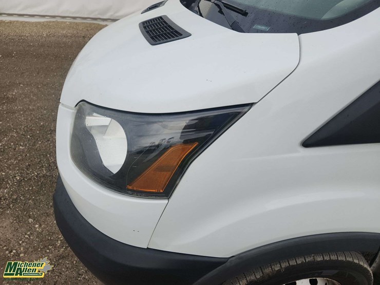 2016-ford-transit-image-34