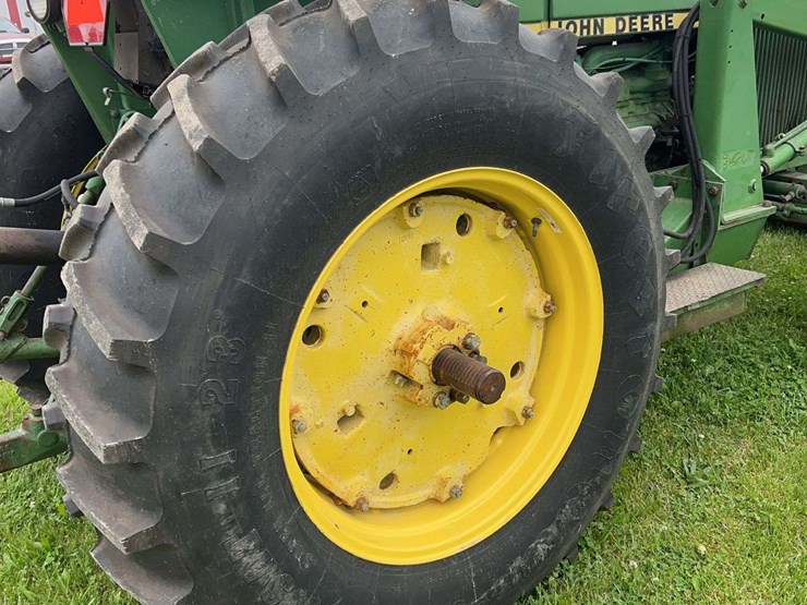 john-deere-2940-image-13