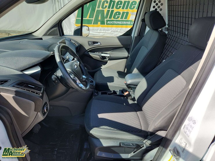 2022-ford-transit-connect-image-14