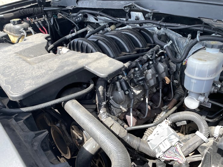 2015-chevrolet-silverado-1500-image-9