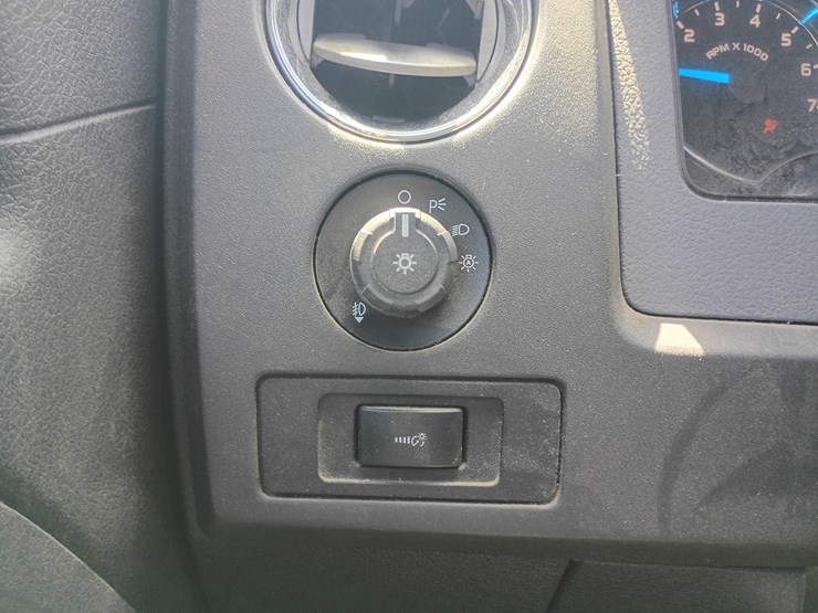 2014-ford-f150-image-54