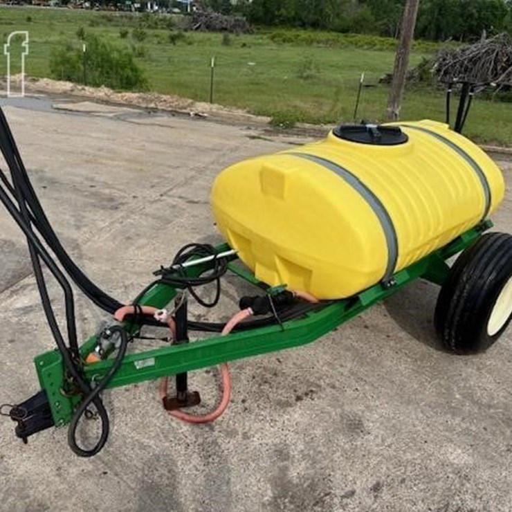 AG SPRAY EQUIPMENT TR300E