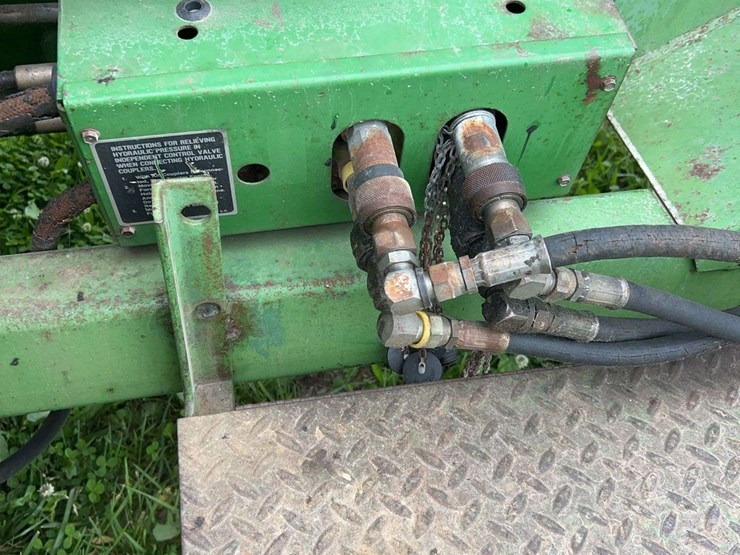 john-deere-2940-image-15