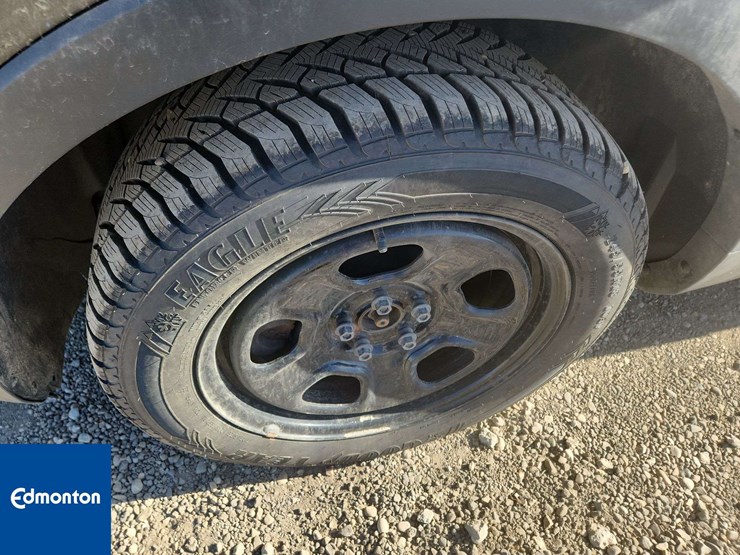 2018-ford-explorer-image-10
