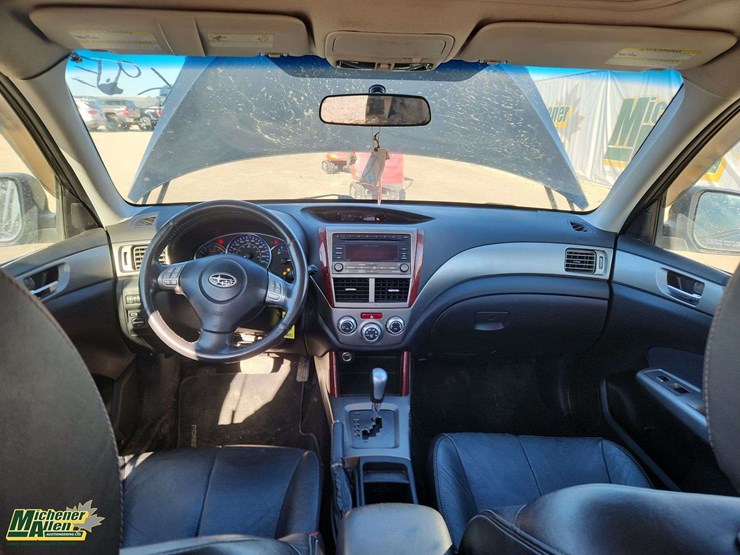 2010-subaru-forester-image-19