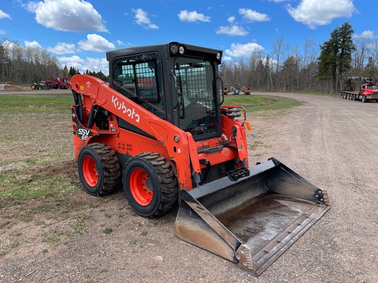 2022-kubota-ssv65-image-7