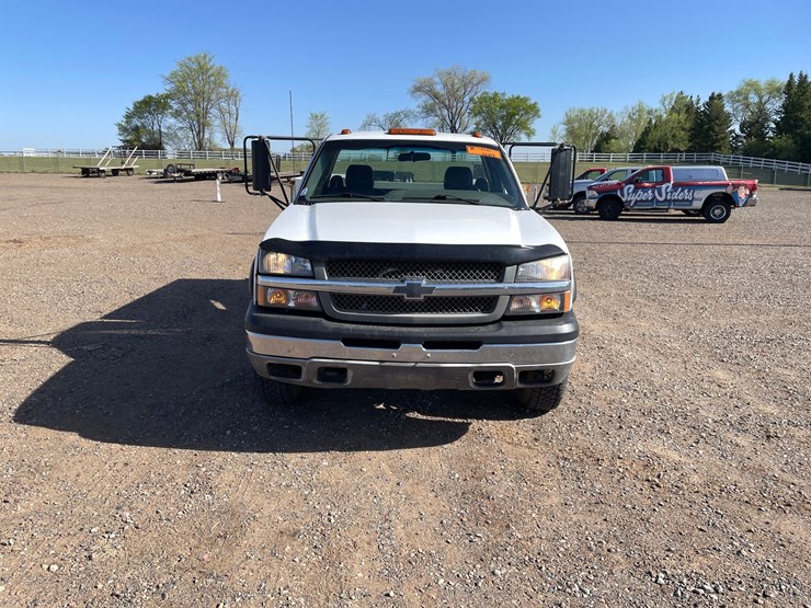 2007-chevrolet-3500-image-8