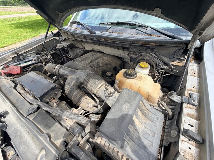 2014-ford-f150-image-25