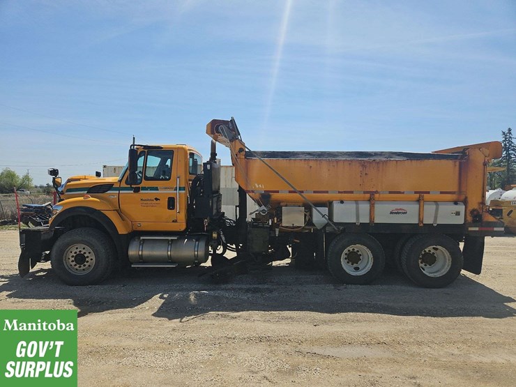 2011-international-workstar-7600-image-6