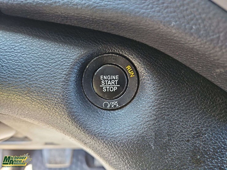 2019-jeep-cherokee-image-25