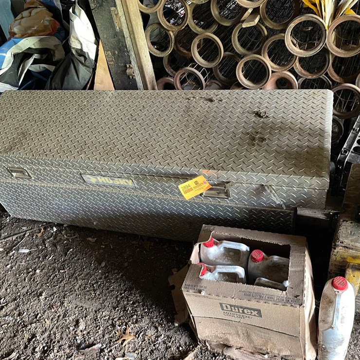 #2894 • Aluminum Diamond Plate Truck Box (OR)