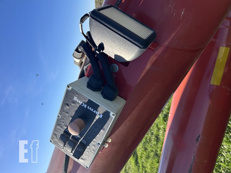 buhler-farm-king-16104-image-31