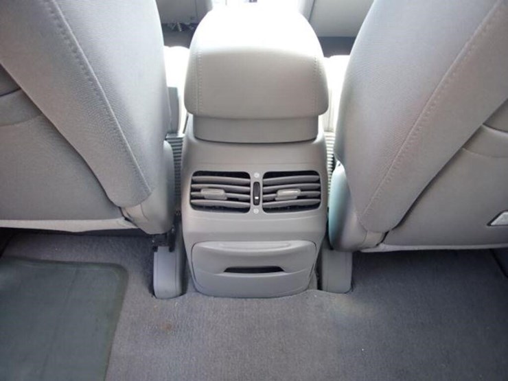 2007-kia-rondo-ex-sport-utility-vehicle-knafg52667-image-29
