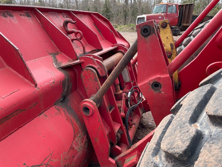 1980-caterpillar-950-image-11