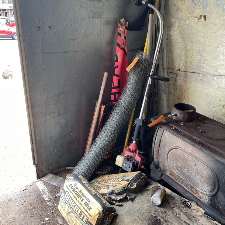 #2835 • Yard Tools (OR)