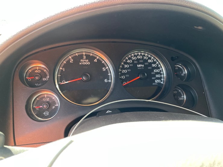 2008-gmc-yukon-denali-image-27