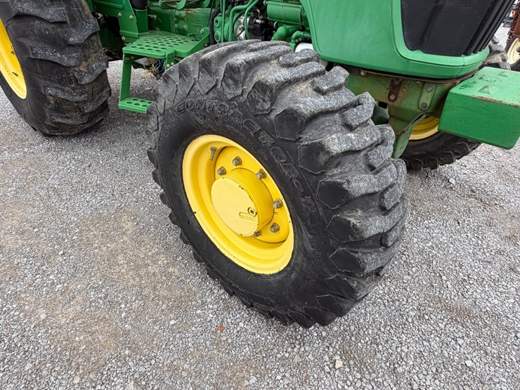 john-deere-5045e-image-8