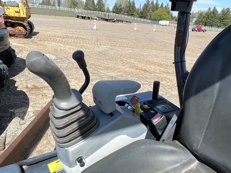 deere-17g-image-33
