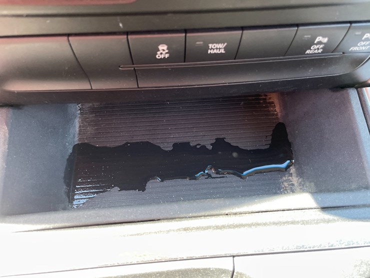#1312-•-2016-dodge-ram-pickup-truck-(has-mn-salvage-title)-image-22