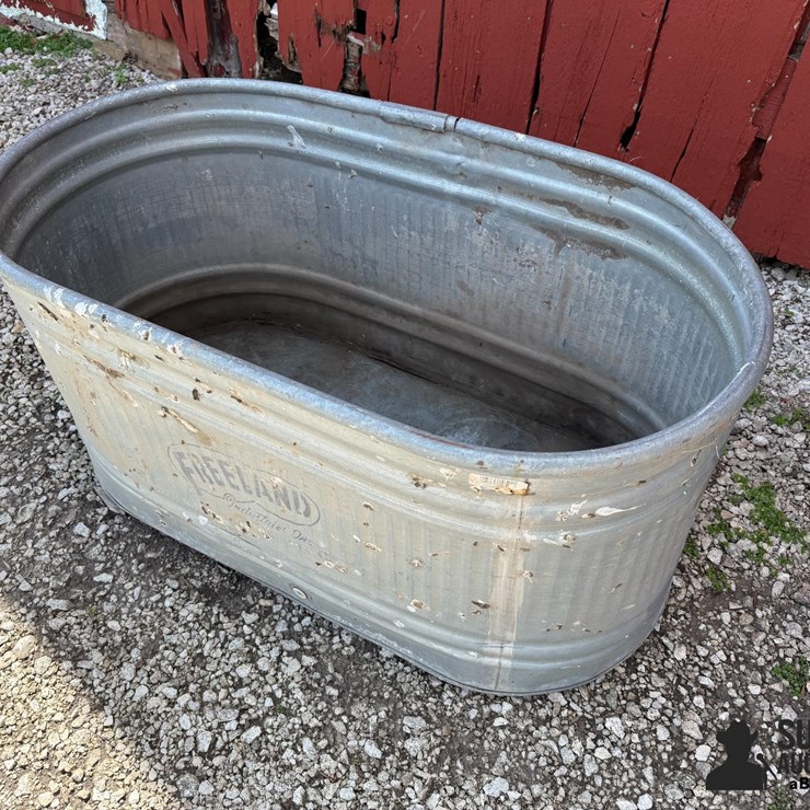 Freeland Steel Water Tub
