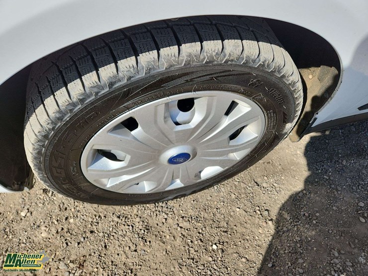2022-ford-transit-connect-image-10